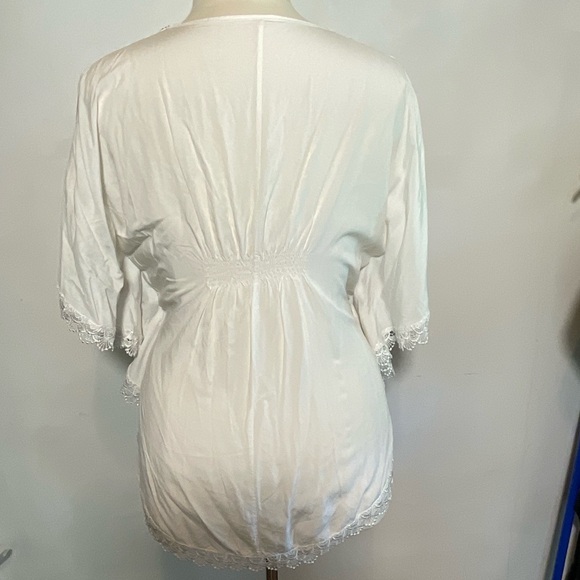 Vintage Top Embroidered Floral Lace Cream White Blue Red Boho 70s Size Medium - Picture 2 of 6